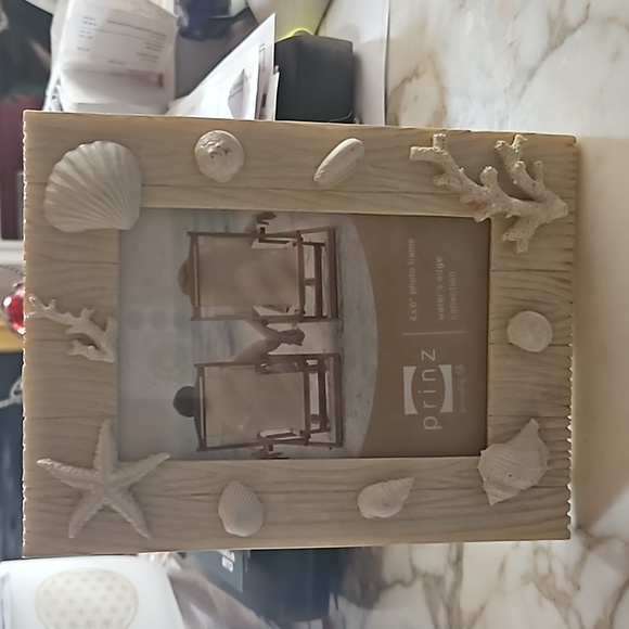 Frame - Picture 2 of 3